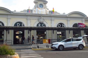 カルカソンヌ駅から歴史的要塞都市へ市バス1€で行く方法