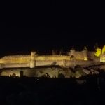 カルカソンヌ ホテル 夜景のお城が輝くレ·トワ·クロンヌ